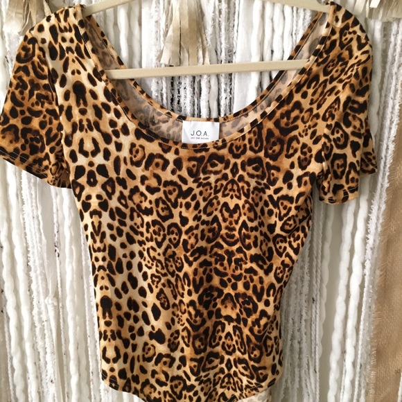 NWOT J O A leopard bodysuit - Picture 5 of 7
